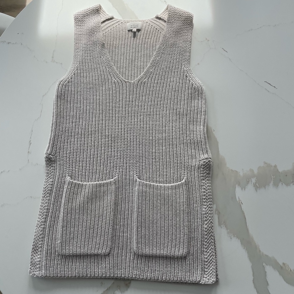 Wilfred sleeveless knit vest from Aritzia size small